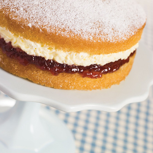 Classic Sponge Cake with Jam